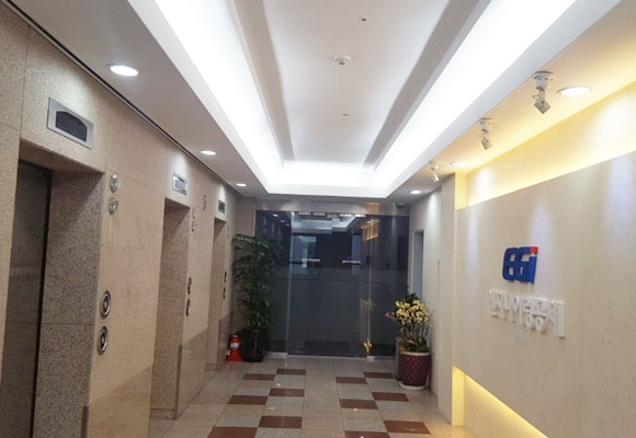 Building(Engineering multi-aid society) After construction photo